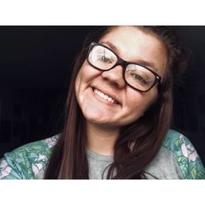 Meet your Posher, Emiley